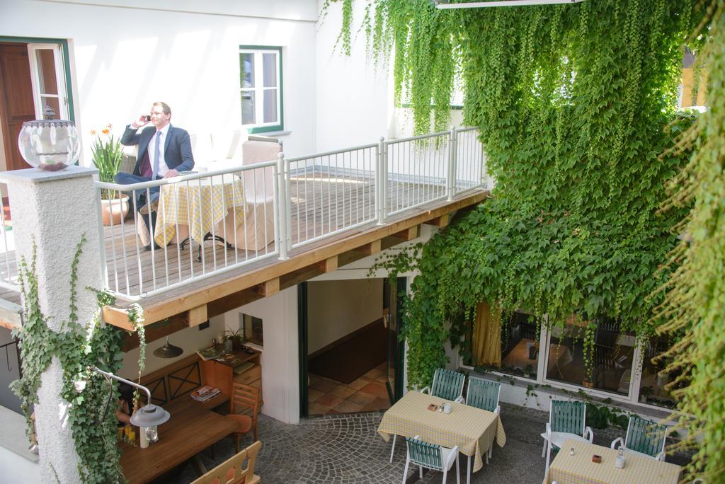 Gasthof Hotel Zweimueller Grieskirchen Dış mekan fotoğraf